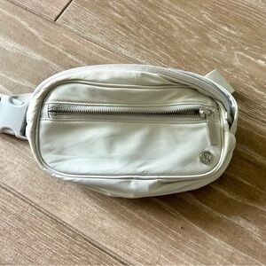 Lululemon White Crossbody/belt Bag